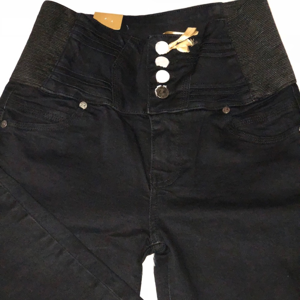 Combian style...size 3,5,7,9